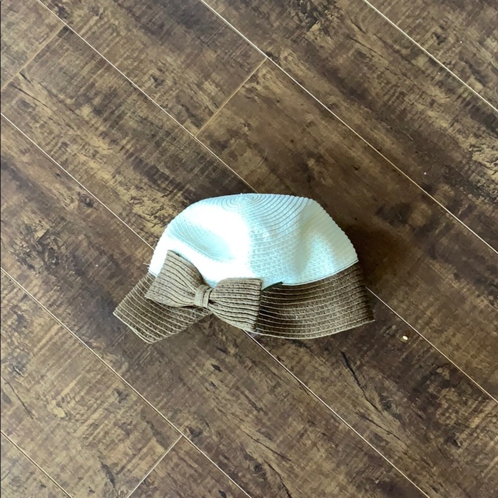 A sun hat